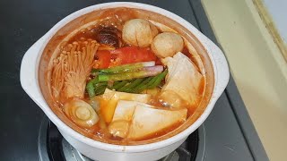 Delicious Asian noodle Hot pot [upl. by Eerual729]