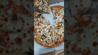 chicken florentine pizza  papa jones pizza  delicious pizza  short video [upl. by Adnil]