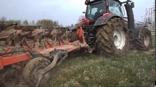 Valtra T234 Versu  Kuhn Multi Master 152 [upl. by Saville]