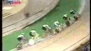 Gary Neiwand keirin crash  world championchips 1997 [upl. by Ailemac]