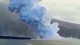 Galapagos volcano eruption La Cumbre June 17 2018 [upl. by Missi703]