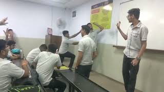 Allen students Abusing in class MEF allenkota allen allentertainment allenlandmarkcitykota [upl. by Nnad]