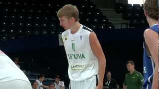 U16 Domantas Sabonis Dunk [upl. by Valerio303]