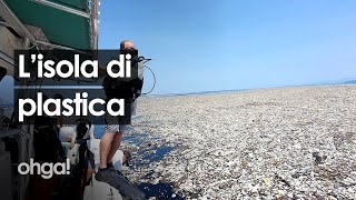 La seconda isola di plastica del pianeta 8km² di immondizia inquinano il mare dellAtlantico [upl. by Greenberg]