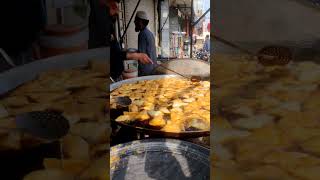 Most Selling Samosa In Rawalpindi  Street Food Rawalpindi streetfood trending viralshorts [upl. by Syst]