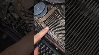 Facit 1740 Tamil Typewriter [upl. by Aiuqal194]