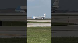 Air Force One VC25 taxing Chicago O’hare Intl Airport north side [upl. by Perloff]