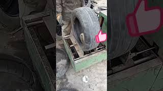 Rolling cutter process for cutting tires [upl. by Anigriv]