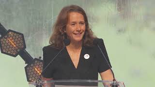 2022 EDHEC Commencement speech by Anne Geisert CEO of Miele France [upl. by Patrica]