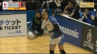 Duel of Worldclass players in 201516 Japan Vleague Dante Amaral vs Matey Kaziyski [upl. by Croft]