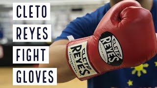 Review Cleto Reyes Pro Fight Gloves  Classic Boxing Gloves [upl. by Oalsinatse804]