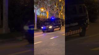 X3 FURGONES DE LA UNIDAD BRIMO MOSSOS D’ESQUDRA EN CHAMPIONS emergency police mossos champions [upl. by Kcirded716]