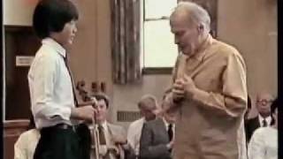 Master Class with Yehudi Menuhin Part 33 VTS111avi [upl. by Tod]