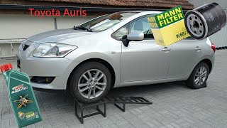 Oil Change Toyota Auris 16 VVTi 91kw changeoil toyota auris [upl. by Aramit]