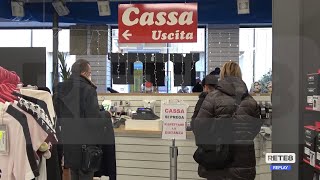 Commercio  Al via i Saldi invernali [upl. by Eelsnia]