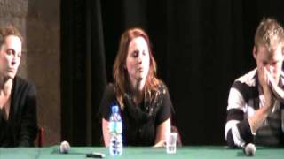 Laurel Holloman answering questions at TLWQAF Paris convention 3 [upl. by Nahor]