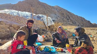 quotIRANIAN Nomadicquotthe epic of life in the mountains  Nazims return from work to his family👨‍👩‍👧‍👧 [upl. by Aonehc]