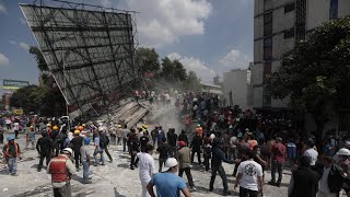 Powerful earthquake strikes Mexico [upl. by Knoll10]