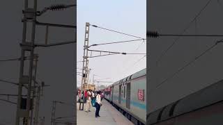 poorva Express 12303 train poorvaexpress 12303 shortvideo [upl. by Dennis]