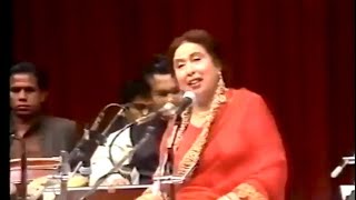 Ishq Insaan Ki Zaroorat Hai Iqbal Bano Live In Performance  Delhi India 1992 [upl. by Dnivra]