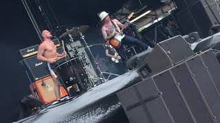 SLAVES  live at Downdload Festival Sydney 2019 [upl. by Gnuhn]