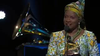 Burna Boy shed tears Angélique Kidjo Dedicates Grammy Award To him [upl. by Puna]