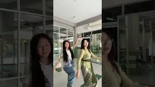 Roblox Dance  kebaya robloxdance trendingshorts youtubeshorts fyp [upl. by Ycul707]