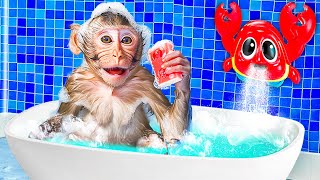 Monkey Bathing in The Bubble Bathtub and Eat Orange in The Garden  Tipi Monkey [upl. by Fransis]