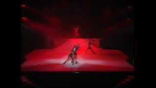 CATS  London  Macavity amp Memory Elaine Paige Aeva May amp Rosemarie Ford 1991 [upl. by Ogeid]