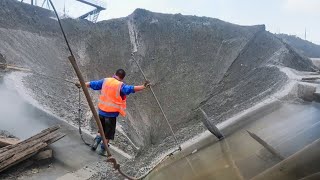 Barge unloading 3890 tons of phosphate rock  Part 3  smooth fast flow  Vlog of work on the barge [upl. by Haidebez]