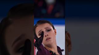 Anna Shcherbakovas fall at the Grand Prix in France figureskating annashcherbakova iceskating [upl. by Nilrak]