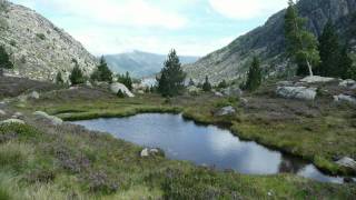 GR10  La grande traversée des Pyrénées [upl. by Waylon]