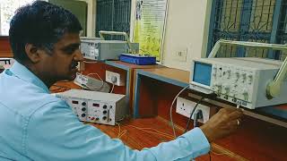 Astable multivibrator using Transistors  Experiment [upl. by Geirk]