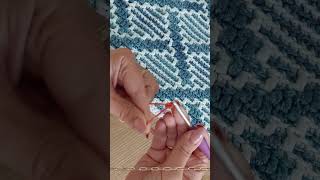 Long tail foundation chain How long you need it when starting mosaiccrochet in rows [upl. by Eimam]