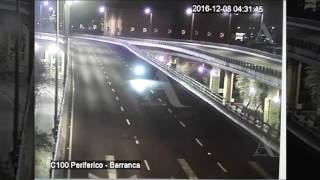 Así fue el mortal accidente de motociclistas en el segundo piso del Periférico  Aristegui Noticias [upl. by Drusy797]