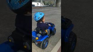 Carrinho de passeio  patins  Speed Speed Speed [upl. by Einnek]