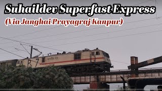 22433 Ghazipur City Anand Vihar Terminal Suhaildev SF Express Moving Towards Zafarabad Jn [upl. by Elatnahs611]