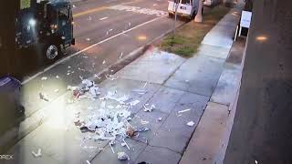 La city trash truck fail [upl. by Verlee]