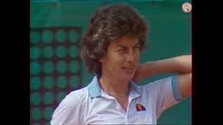 1982 Roland Garros 3rd Rd Hana Mandlikova vs Virginia Wade [upl. by Machutte]