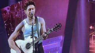 Niall Horan  Night Changes One Direction Cover LIVE in Berlin 11th March 2024 [upl. by Durward931]