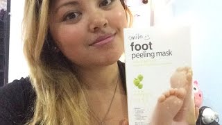 SMILE foot peeling mask REVIEW amp 1st impression  THE FACE SHOP [upl. by Rafaello]