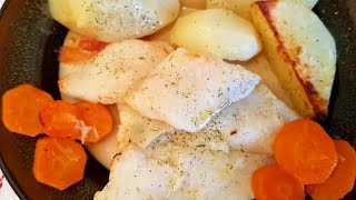 Pangasius la cuptor cu legume [upl. by Neelear228]