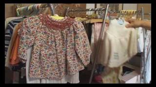 Gratis kinderkleding in Weggeefwinkel [upl. by Cruickshank772]