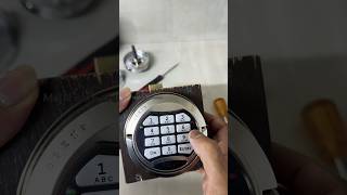 SMART DIAL PAD FOR COMBINATION LOCK mallusafecracker asmr locksmithhack combinationlock [upl. by Monto]