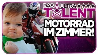 JUNGE FÄHRT MOTORRAD IM ZIMMER  DAS ULTRATALENT  REWINSIDE [upl. by Corneille]