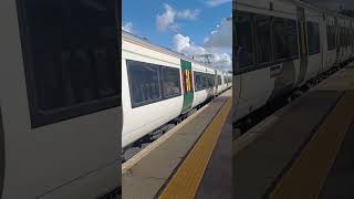 Baldock Railway Station Train [upl. by Marduk]