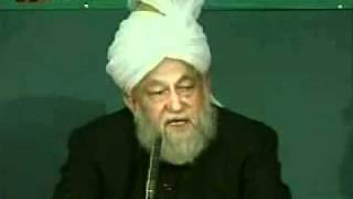 Ahmadiyya Khalifa about difference between Ahmadiyya and other sects [upl. by Knutson]