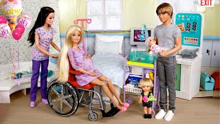 Familia Barbie amp Ken Tienen Su Nueva Bebe [upl. by Anallise]