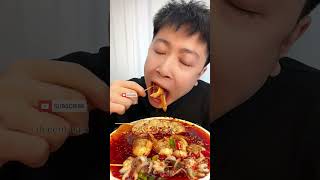 Huge Spicy seafood eatingasmr mukbang decenteats seafoodeating [upl. by Yllier]