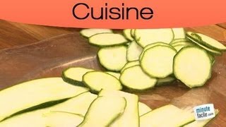 Comment utiliser de la mandoline en cuisine [upl. by Salina]